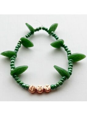 Taylor Swift Eras Tour Friendship Bracelet Ivy Evermore with leaf beads